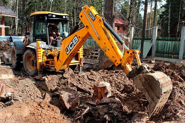 Корчевание пней, спил веток/деревьев