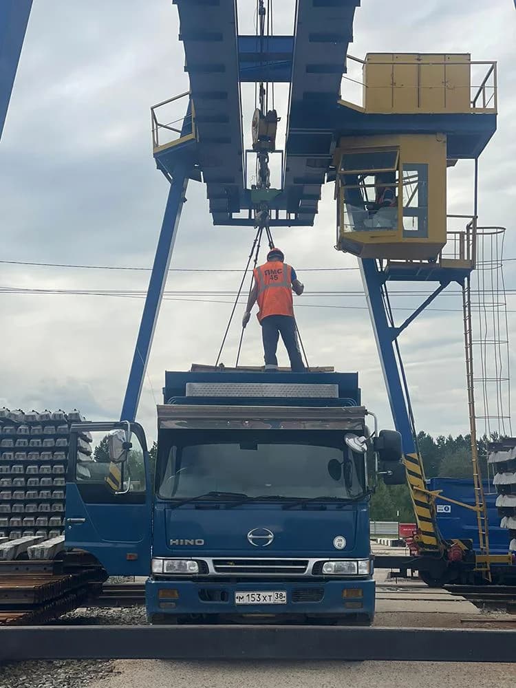 Фронтальный погрузчик